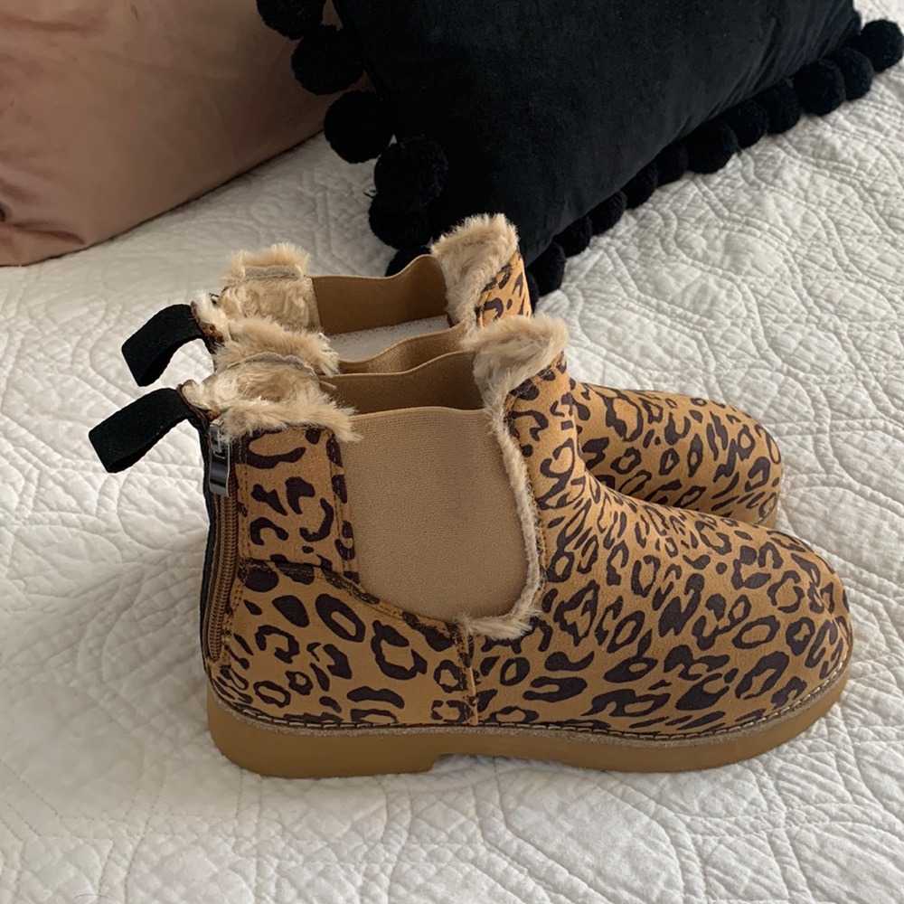 Leopard booties